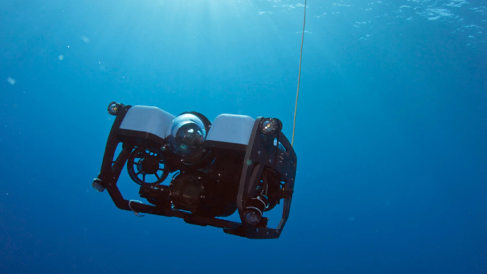 robot submarino configurable con software BlueOS