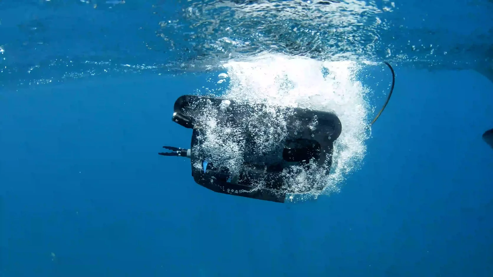 ROV de seis propulsores para inspección marina